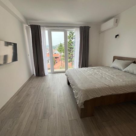 Old Town Hideaway Apartment ซาราเยโว ภายนอก รูปภาพ